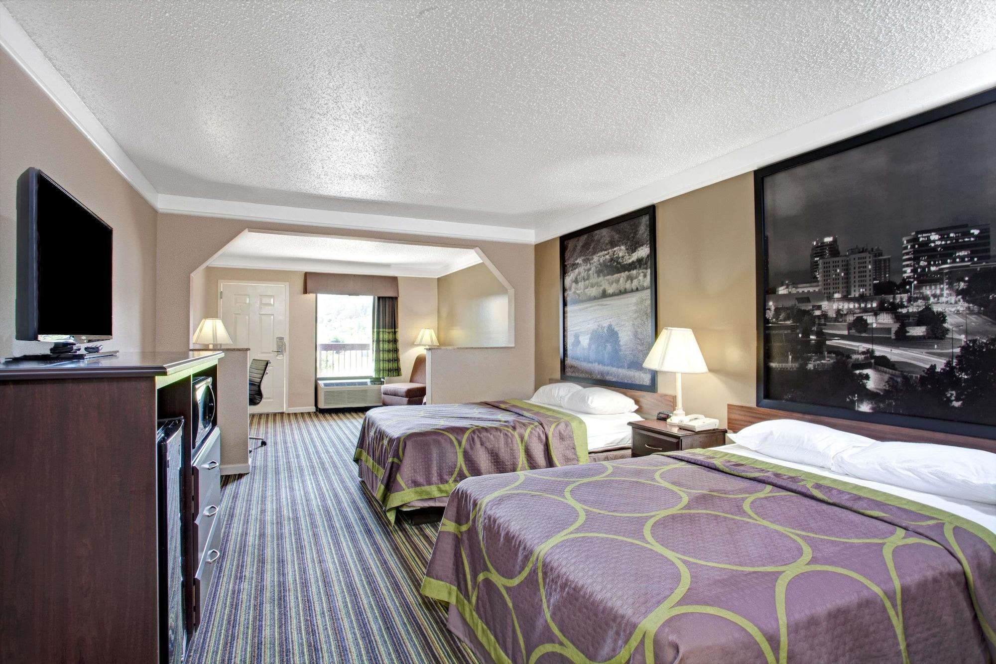 ซูเปอร์ 8 บาย วินด์แฮม น็อกซ์วิลล์ อีสต์ Hotel ภายนอก รูปภาพ